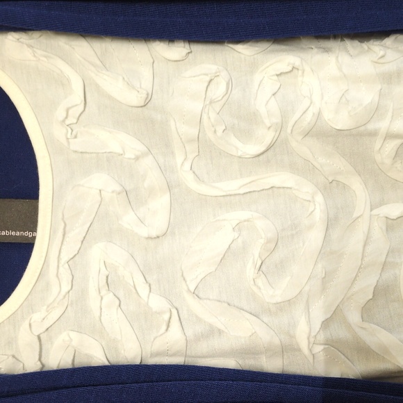 Cable & Gauge Navy Cardigan with Sewn In White Ruffled Tank Women's Size Large - Picture 5 of 9